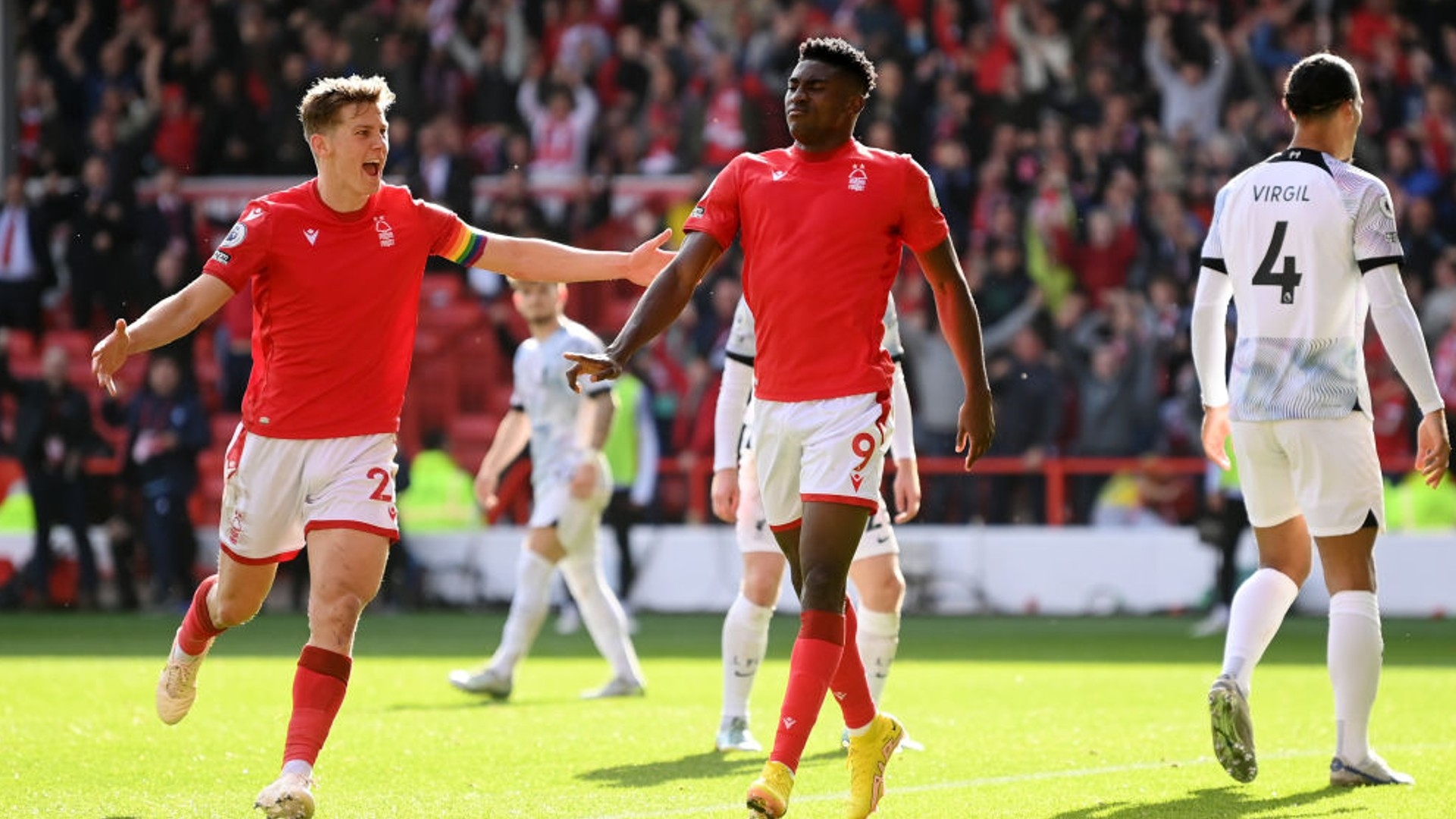 他在每一次 他在每一次