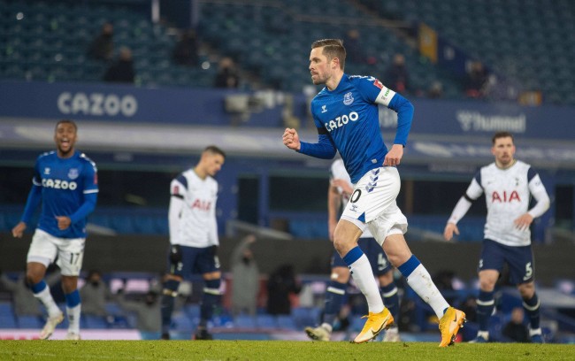 也强化了球 也强化了球